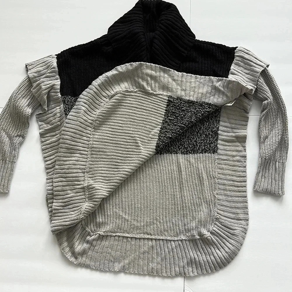 Alya Black And Grey Sweater Sz S/M View 3
